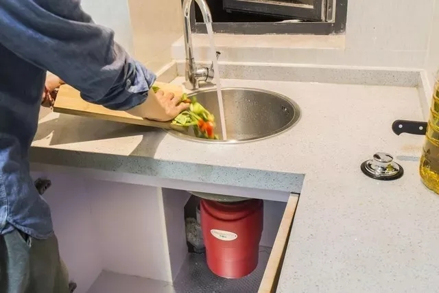 英利浦廚余垃圾處理器讓廚房變成大自然的一部分