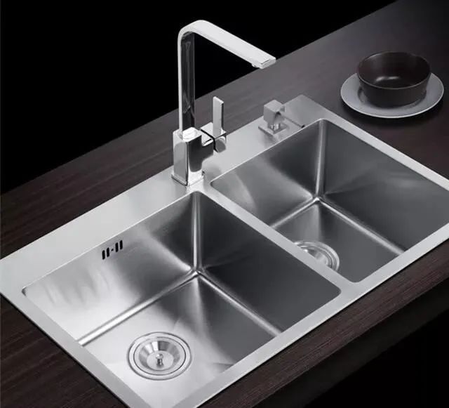 廚余垃圾處理器需要雙槽還是單槽，哪個(gè)更好呢？